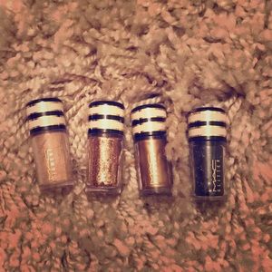 Mac set ~ small sizes of pigments and glitters